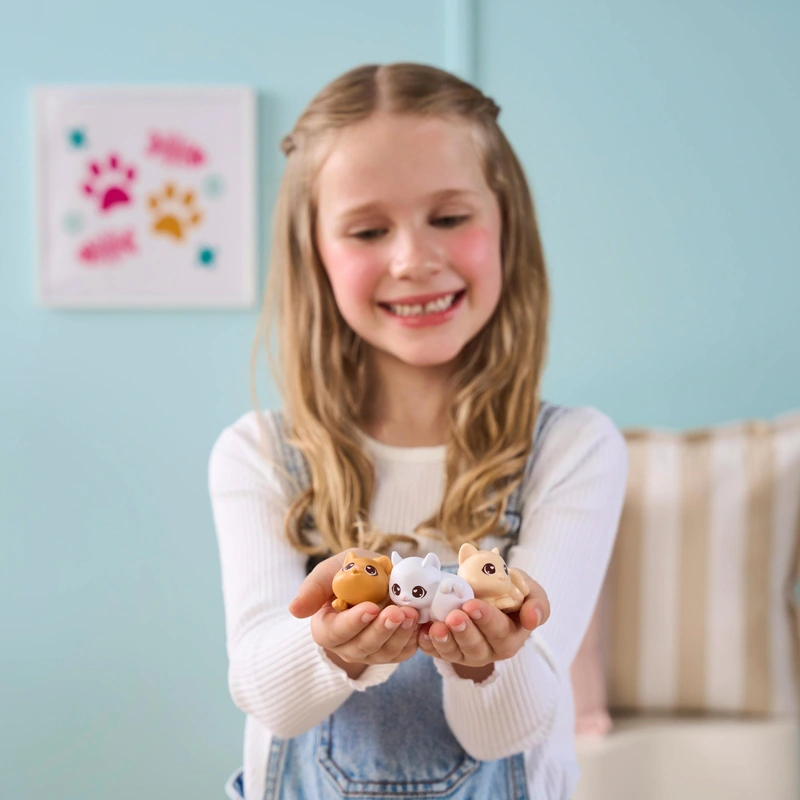 Little Live Pets Mama Surprise Kittens Playset