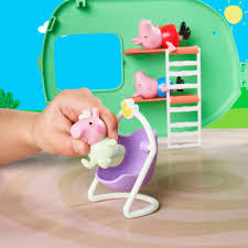 Peppa Pig Three Little Piggies Caravan Playset