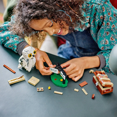 Lego Harry Potter™ Hedwig™ At 4 Privet Drive 76425