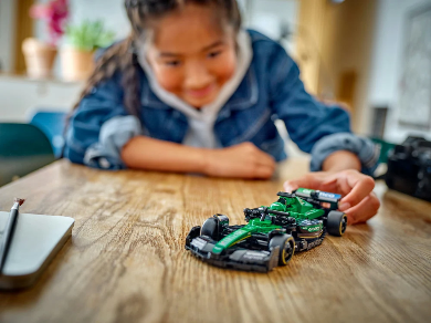 Lego Speed Champions Aston Martin Aramco Formula 1 Amr24 Race Car 77245