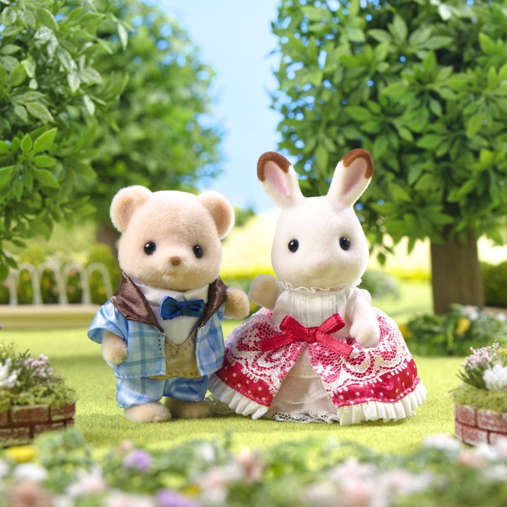 Sylvanian Families Anniversary Friends Set Freya & Theo