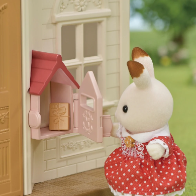 Sylvanian Families Red Roof Cottage