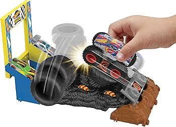 Hot Wheels Monster Trucks Smash Race Playset
