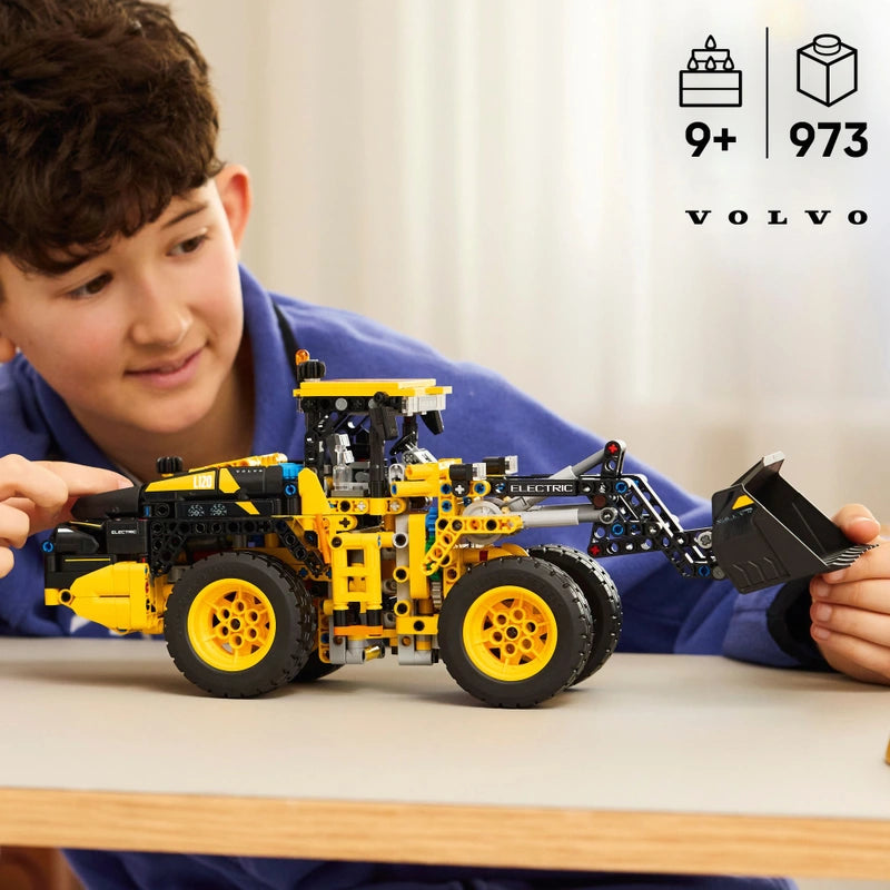 Lego Technic 42209 Volvo L120 Electric Wheel Loader Set