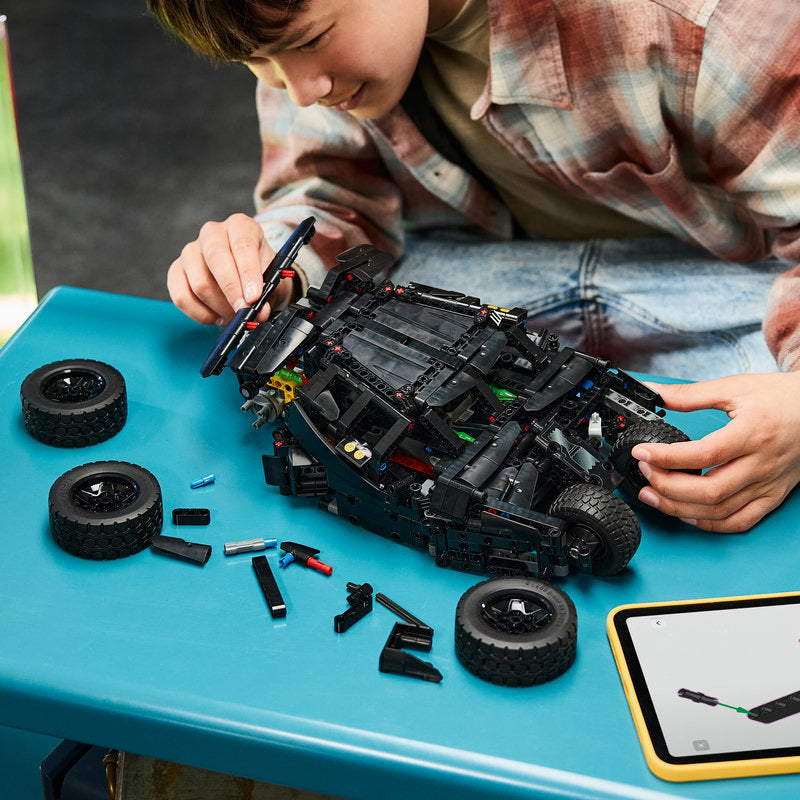 Lego Technic 42239 Batmobile Tumbler