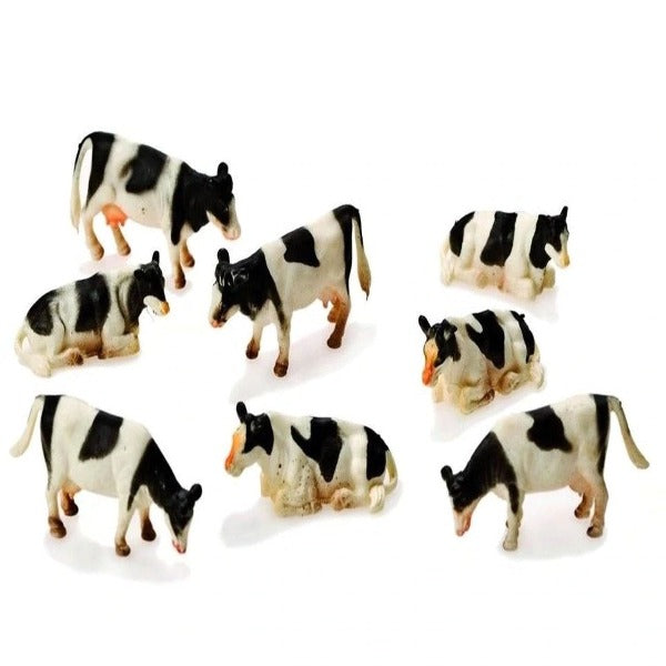 Globe 1:32 12 Lying/Standing Cows