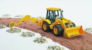 Bruder 02428 JCB 4CX Tractor with Frontloader & Digger
